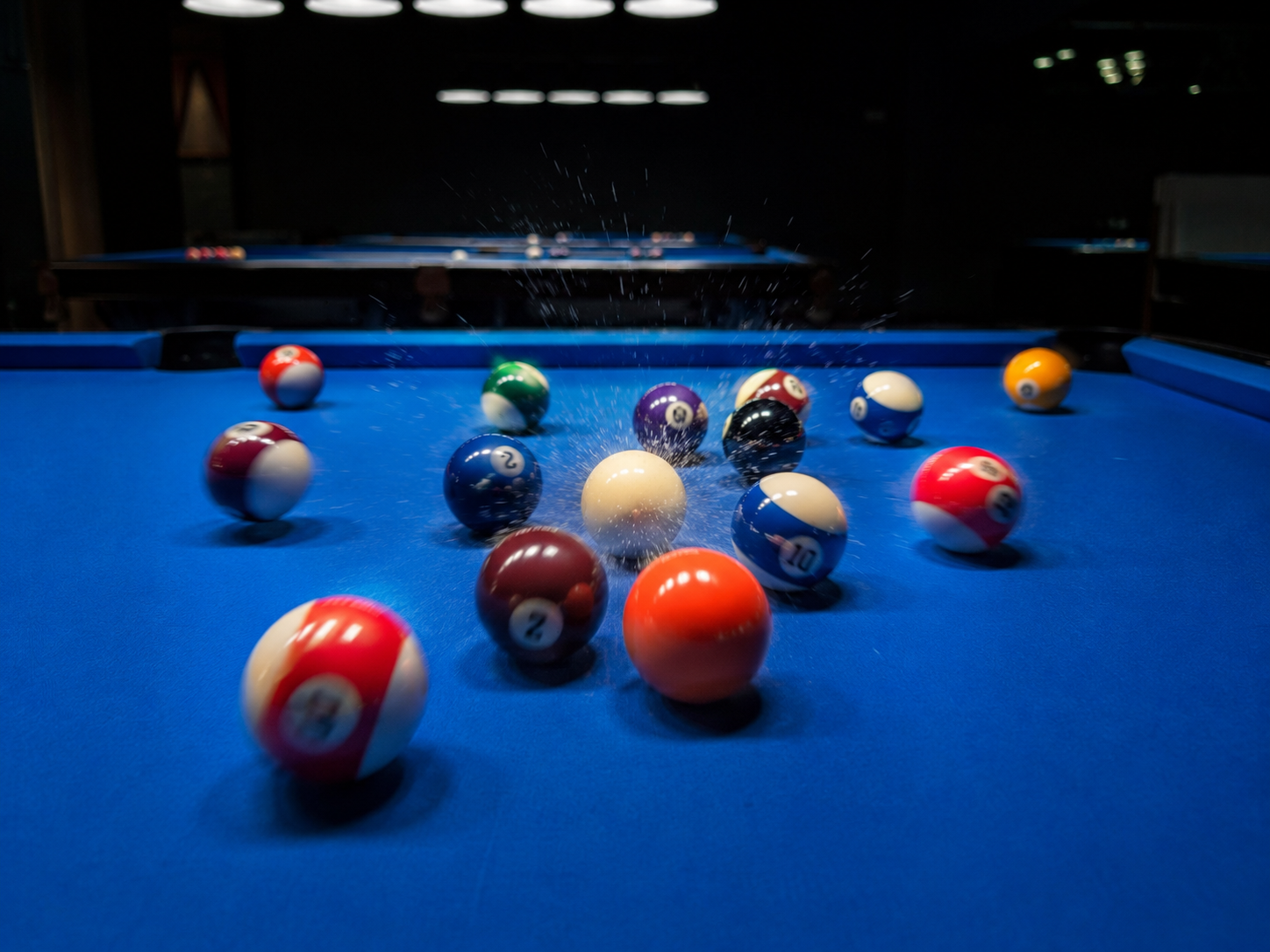 Rotacja w bilardzie: angielska, draw, follow i side spin w praktyce
